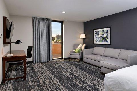 Four Points By Sheraton Omaha Midtown