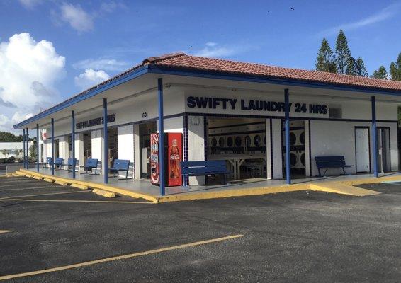 Relax and let us take care of your laundry at Swifty in Hollywood. 1601 N fed hwy