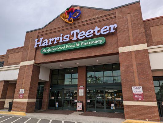 Outside University Place. Harris Teeter storefront. I took this photo on June 16, 2024.