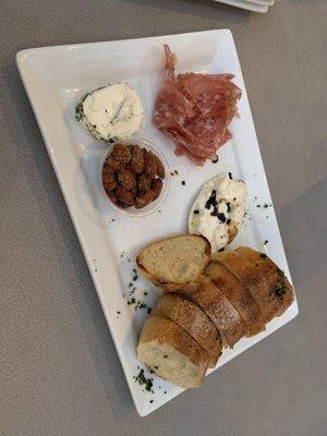 Charcuterie board