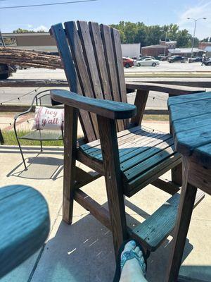 Love these cute little chairs outside