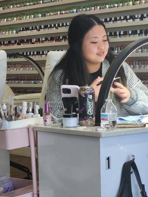 Nail Lounge