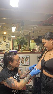 Jess tattooing