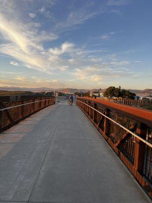 Boardwalk to town (15 min walk)