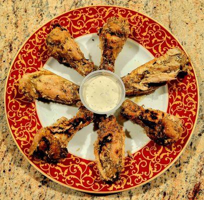 Jumbo wings tossed with fresh garlic and lime juice. Served with ranch.