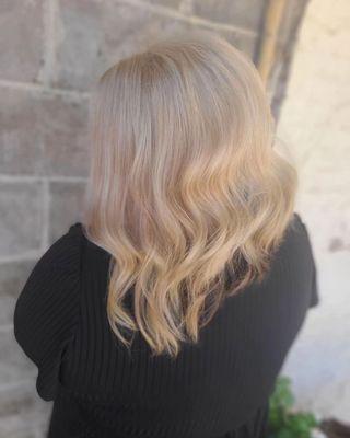 Global blonde with toner