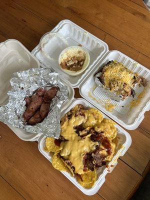 Jalapeño cheddar sausage , banana pudding , bbq pork nachos , bbq pork spud