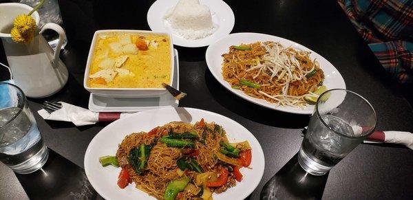 top left: massaman curry, top right: pad thai, bottom: drunken noodles