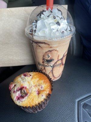 Cranberry/Orange Muffin & Mocha Frappe