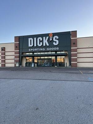 Dick's Sporting Goods