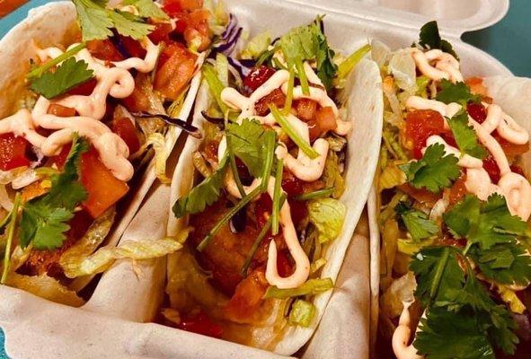 Fish Tacos are the absolute best!!! Ask John or Summer about the current cocktail situation!  John is on point with his mixology skills!