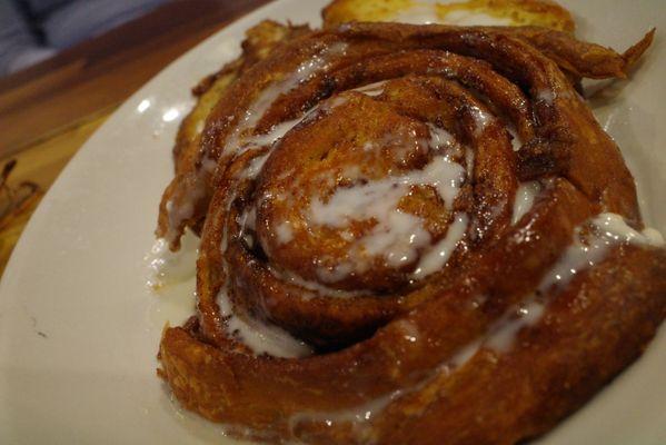 This is the ever popular grilled cinnamon roll. This is a must order.