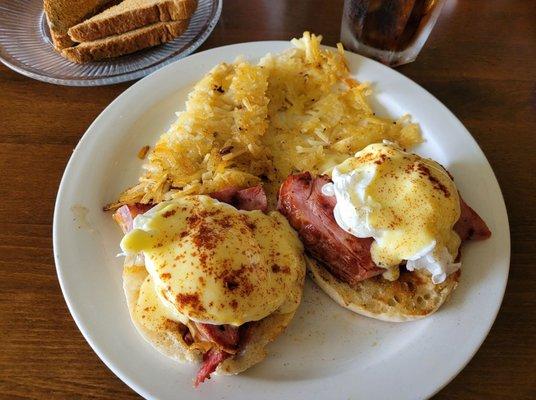 Eggs Benedict