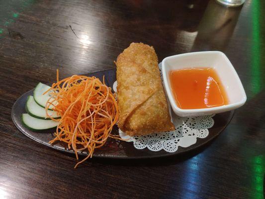 lunch special: egg roll