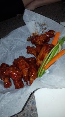 Bar b q wings!