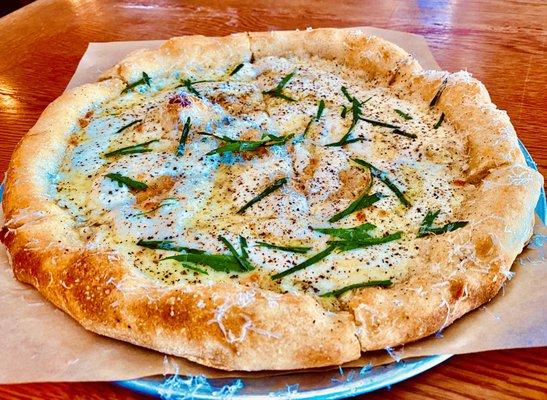 CACIO E PEPE PIZZA