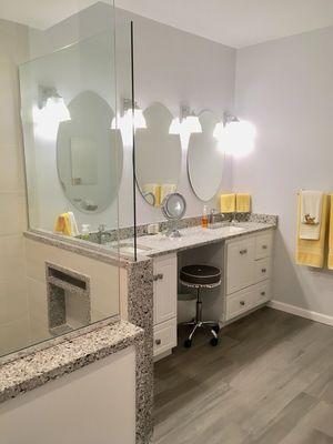 WALK-IN SHOWER AND VANITIES