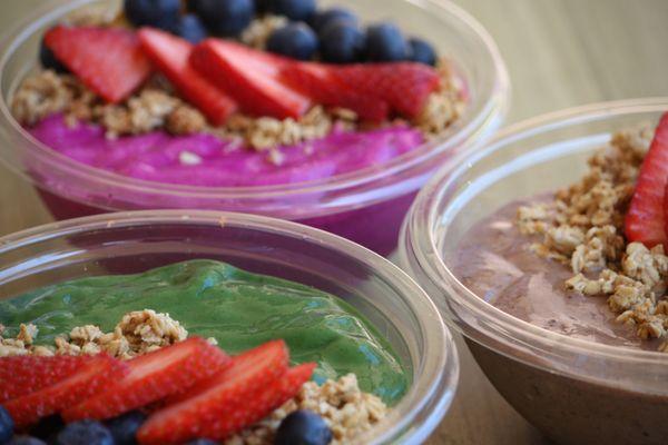 Pitaya, Chocolate & Green Acai Bowls