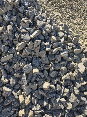 3/4 gravel. $78/yard. Good price