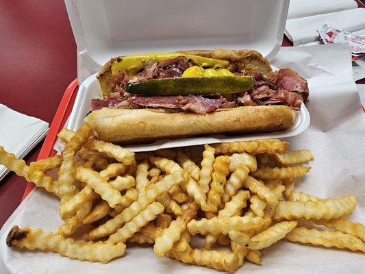 Pastrami Sandwich & Fries