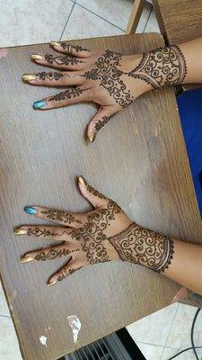 Mehndi / Henna for Mardi Gras!