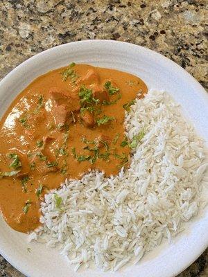 Butter chicken with rice bowl.