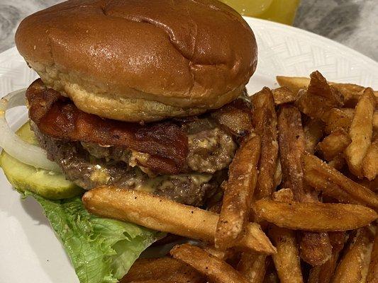 Shooter's Burger with Bacon