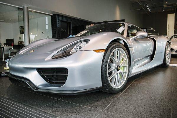 Porsche 918 wrapped in Xpel Paint Protection Film