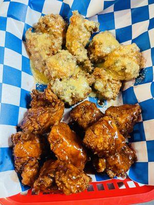 Boneless Wings tossed in Garlic Parm sauce and BBQ sauce