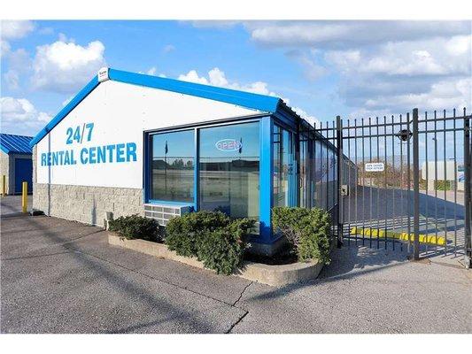 Office - Storage Express at 1312 Bundy Ln, Bedford, IN 47421