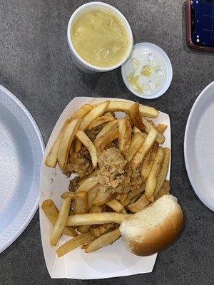 Fried gizzards - comes with fries, gravy and roll