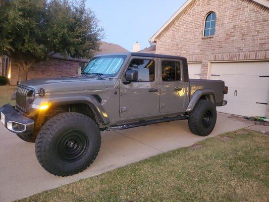 2022 Jeep Gladiator Sport S diesel