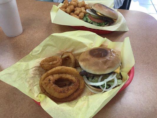 Regular Burger Basket with Onion Rings and Tater Tots