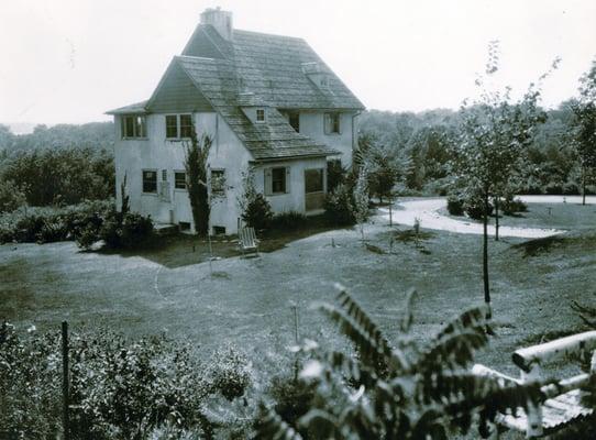 Cottage home circa 1930 before it was converted into the  funeral home