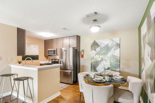 Crossgates Apartment Homes