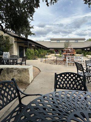 Courtyard Music on Main Downtown Marble Falls