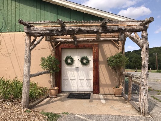 Entrance to Chateau Le Gari