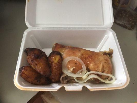 Roasted chicken with plantains