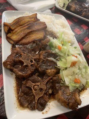 Oxtail meal