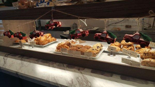 Pastry case (12/16/21)