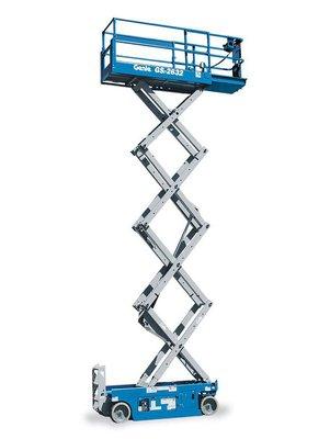 WWW.IRONPOWERTOOLSEQUIPMENTRENTAL.COM SCISSOR LIFT | GENIE |2632