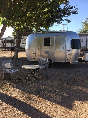 Cute little trailer stayed at Route 66 RV Ranch