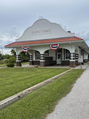 The back which is the front entrance to Downtown Kava