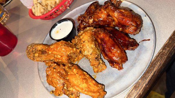 Pluckers Wing Bar