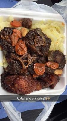 Oxtail with plantains and cabbage!:)