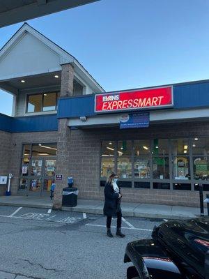 Evans ExpressMart