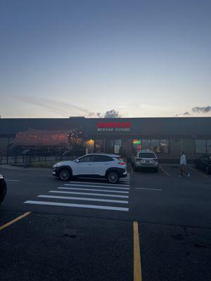 lots of parking as this is a strip mall (Frandor so call it what you want).