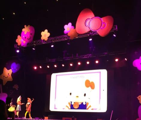 Hello Kitty's Supercute Friendship Festival