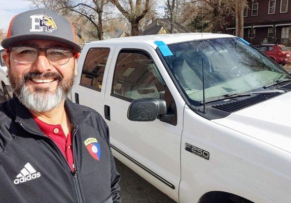 Best windshield purchase experience ever. Ford F250 Super Duty brand new windshield for under $200.