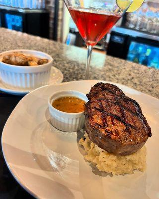 8 oz filet with bourbon cream sauce and home style mashed potatoes